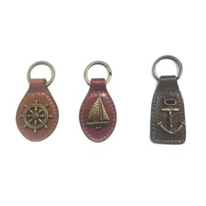 Set mit 3 handgefertigten Schlüsselanhängern aus Leder: Club Marine