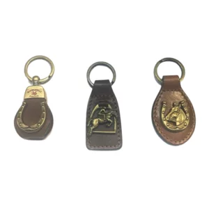 Set mit 3 handgefertigten Schlüsselanhängern aus Leder: Reitclub
