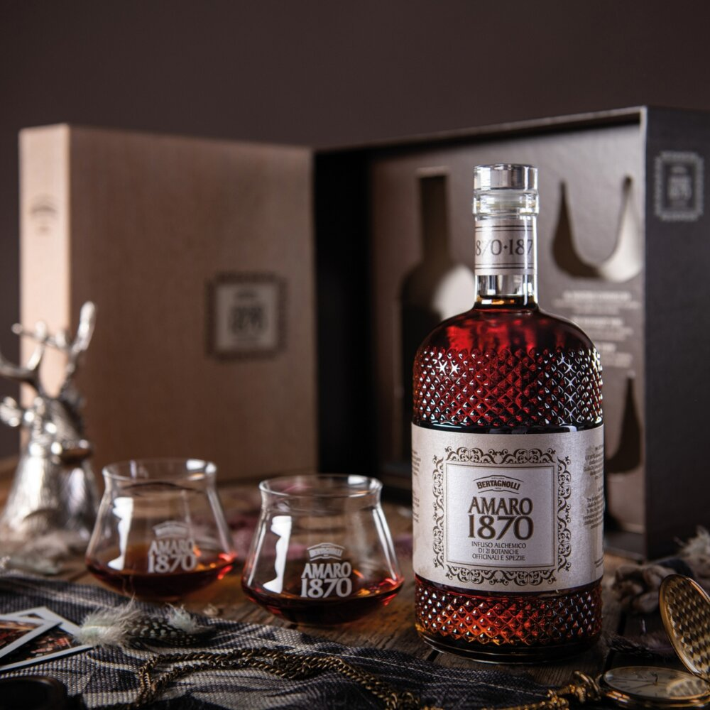 Amaro 1870, Confezione Speciale con due bicchieri, 700ml