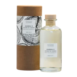 Ambre et bois de cèdre