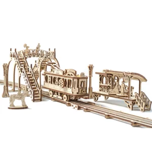 Modello meccanico in legno: città meccanica + linea del tram, Ugears