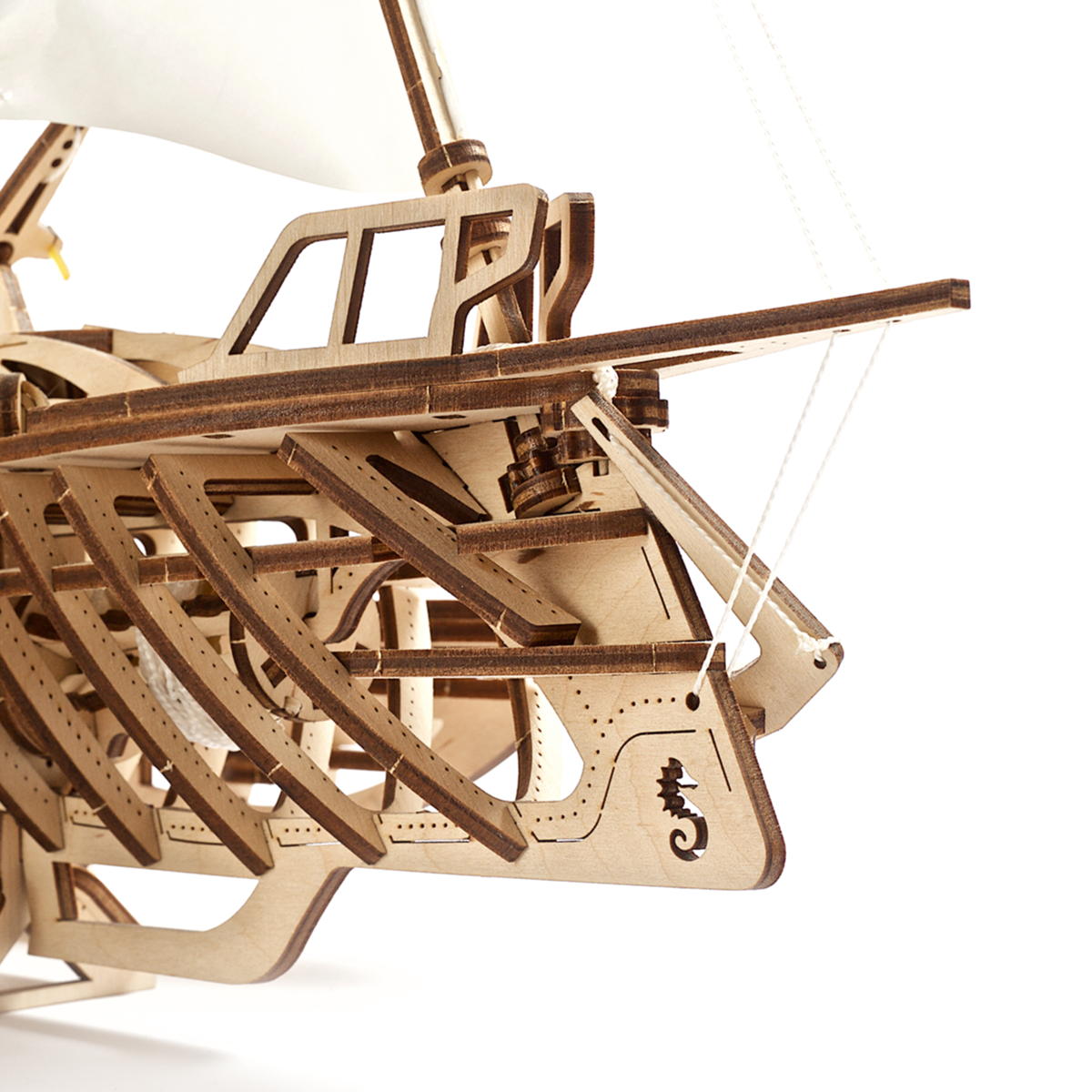 Maquette 3D Ugears - Trimaran Merihobus en Bois - 237 Pièces
