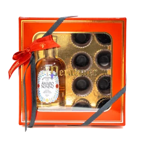 Confezione 8 Bicchierini Peratoner in cioccolato fondente 70% accompagnata da una bottiglia del pluripremiato amaro Nonino, 50ml