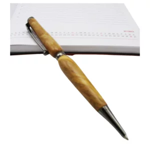 Handgefertigter Stift aus Olivenholz