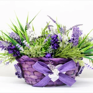 Composizione floreale in vimini profumata alla lavanda della Provenza